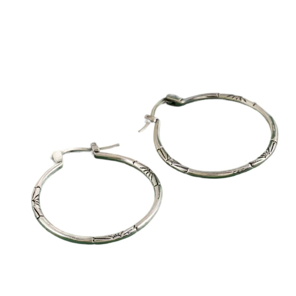 Silver Plated Floral Design Hoop Earrings - Picture 2 of 6